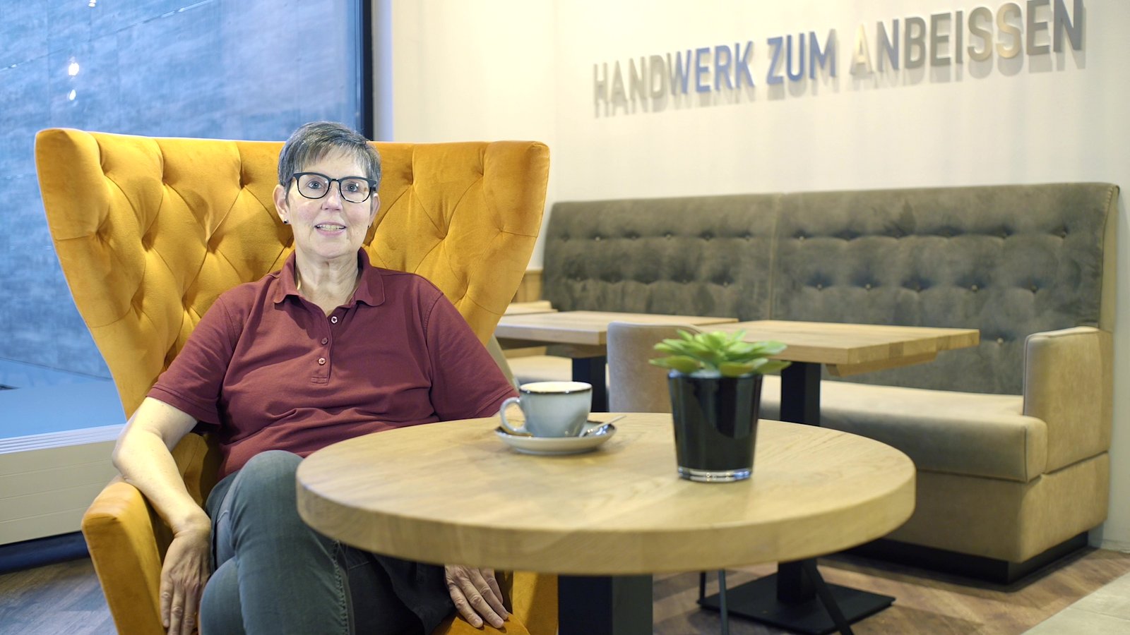 Christina, 55 Jahre, Verkäuferin in Gießen